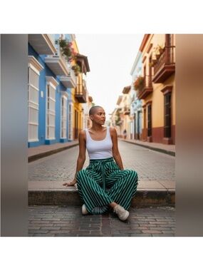 Forever 21 Striped Pants size XS